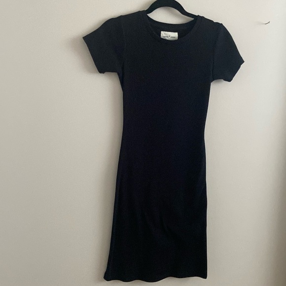 Summi summi midi tee dress ribbed in Black - Picture 2 of 3